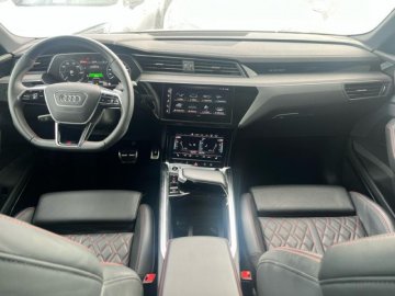 AUDI Q8 e-tron 50 340ch S Line quattro